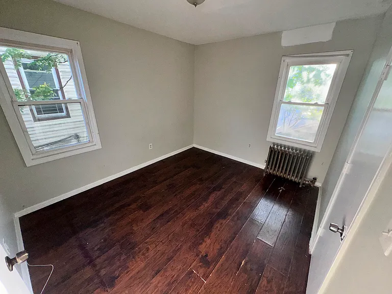 229 Alexander St #2F — Photo 3