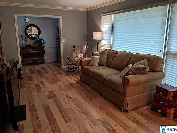 4th image of 1036 Jeffery Dr