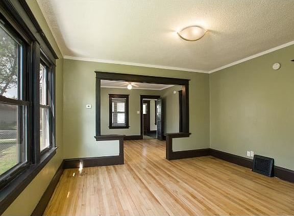 3rd image of 2823 Randolph St NE