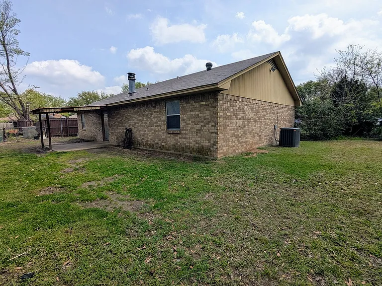 12419 Sparrow Ct — Photo 22