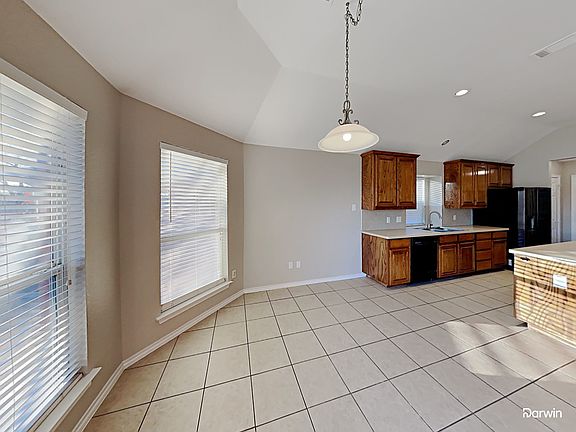 2nd image of 5813 Ozark Dr