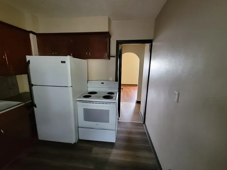 401 N Dewey St #401 — Photo 6