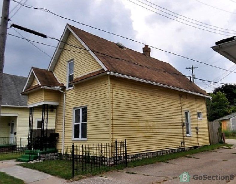 2nd image of 614 Bowman St