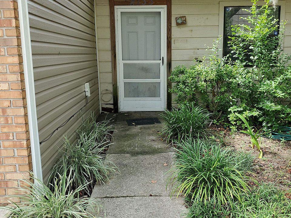 1st image of 2133 Continental Ave