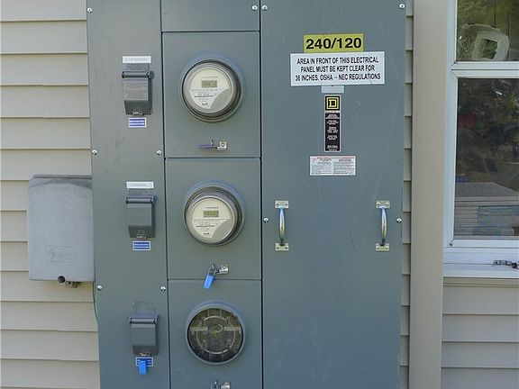 5th image of 3 Division St Street #1,2