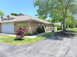 35166 Greenwich Ave, North Ridgeville, OH