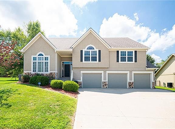 2nd image of 3802 Corinth Dr