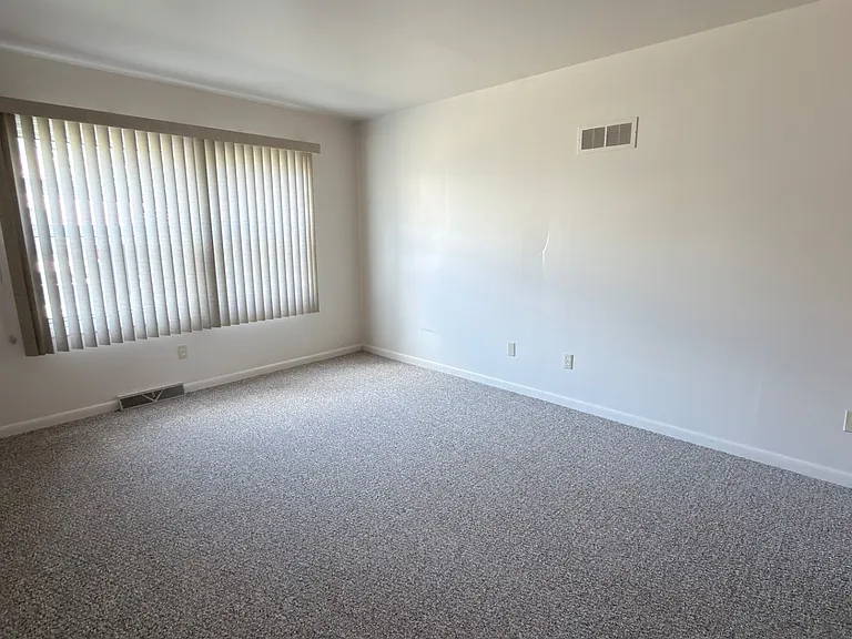 Unit Photo