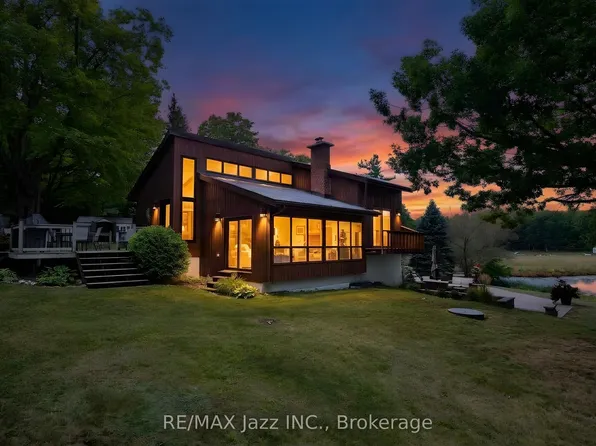 144 Long Is, Otonabee South Monaghan, ON K0L 1B0