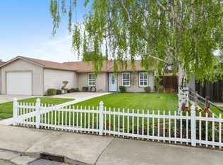 566 Dixie Ln, Ripon, CA 95366