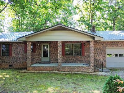 248 Fox Ridge Cir, Franklin, NC, 28734