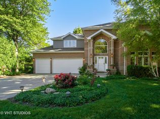 2324 Scott Rd, Northbrook, IL 60062
