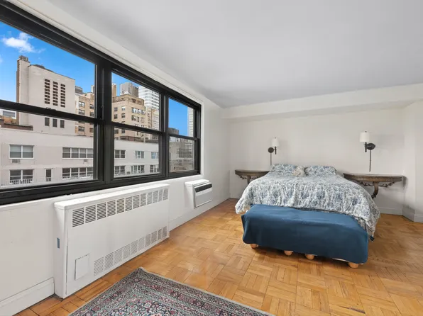 315 East 70th Street image 6 of 9