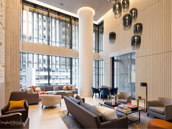 138 East 50th Street image 1 of 15