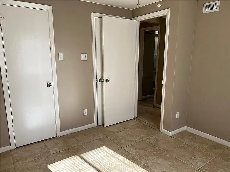 1519 Robin Street — Photo 7