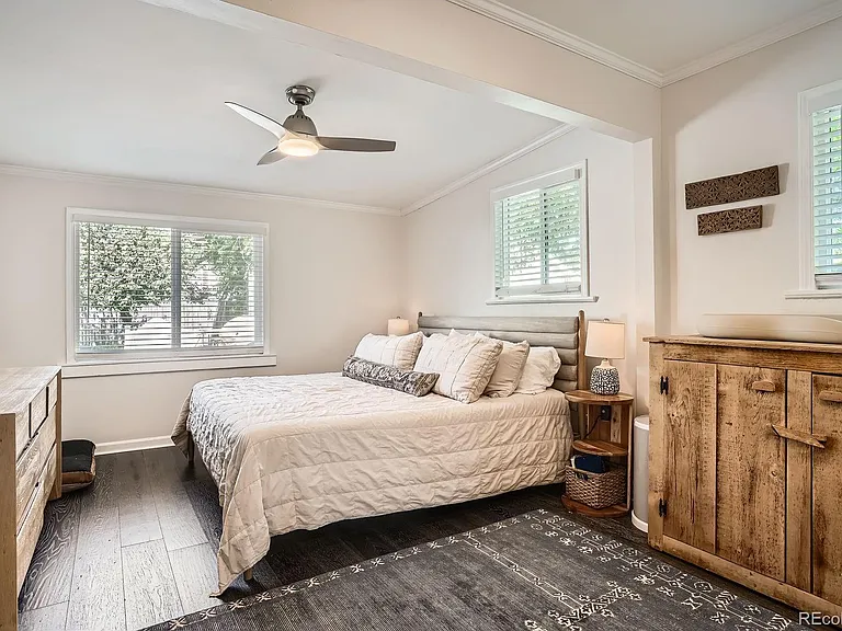 4935 Meade St — Photo 13