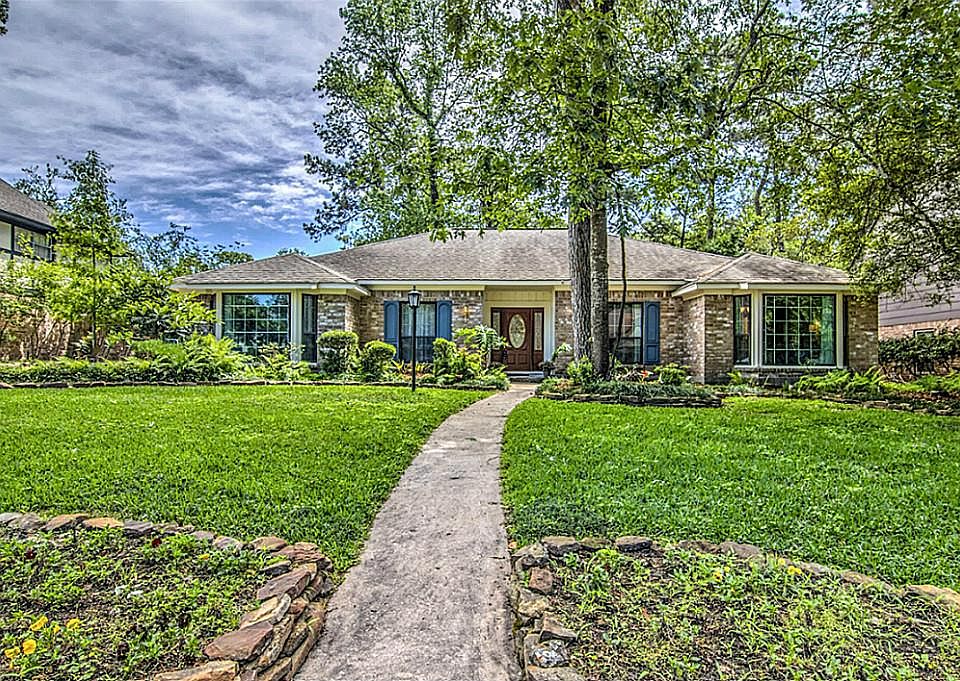 1st image of 3318 Village Oaks Dr