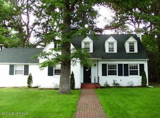 512 Southgate Dr, Blacksburg, VA 24060