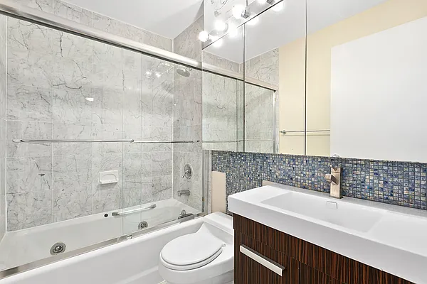 Rented by Douglas Elliman | media 16