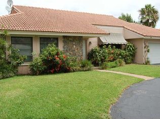 1093 NW 82nd Ave, Coral Springs, FL 33071