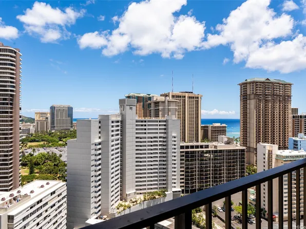 411 Hobron Ln APT 2603, Honolulu, HI 96815