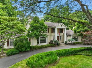965 N Cranbrook Rd, Bloomfield Hills, MI 48301