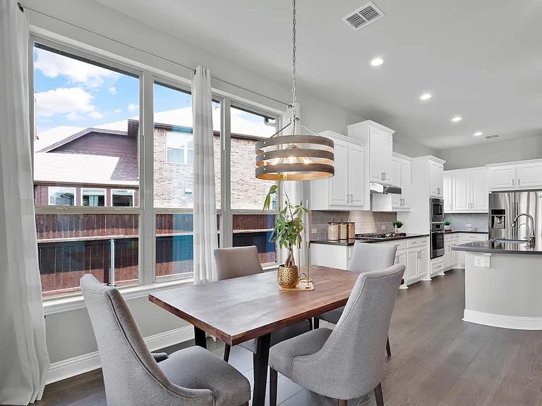 1301 Skyflower Ln — Photo 9