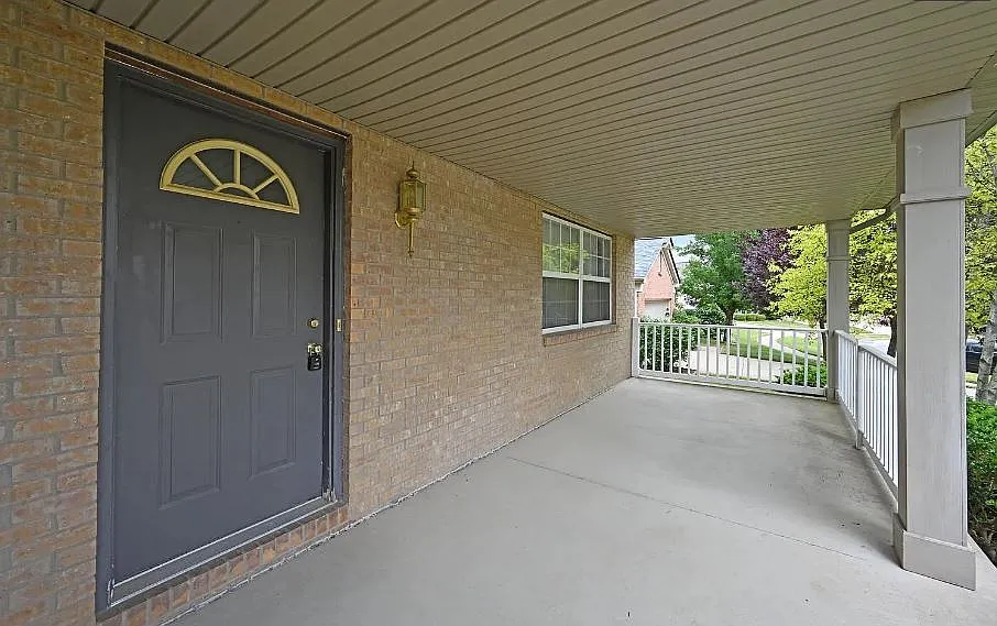 Building Photo - 7903 Birchwood Ct