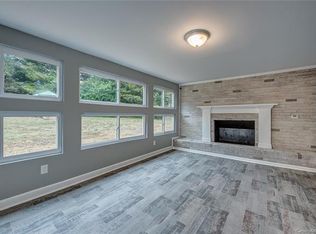 1533 Meadowbrook Ln, Gastonia, NC 28052