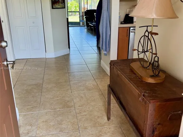 12955 SW 16th Ct APT 112M, Hollywood, FL 33027