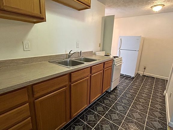 4th image of 1402 Alabama St APT 3