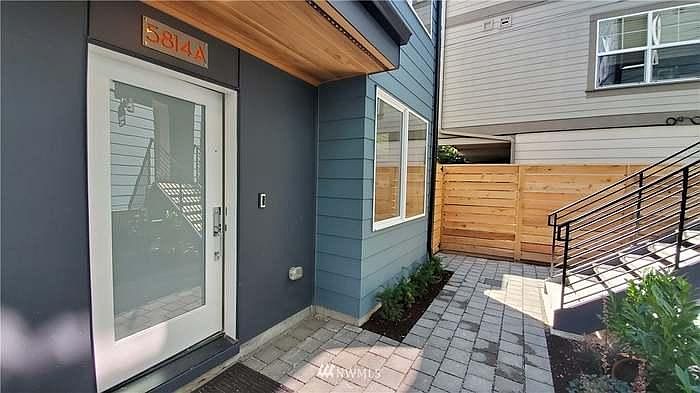 1st image of 5814 Roosevelt Way NE #A