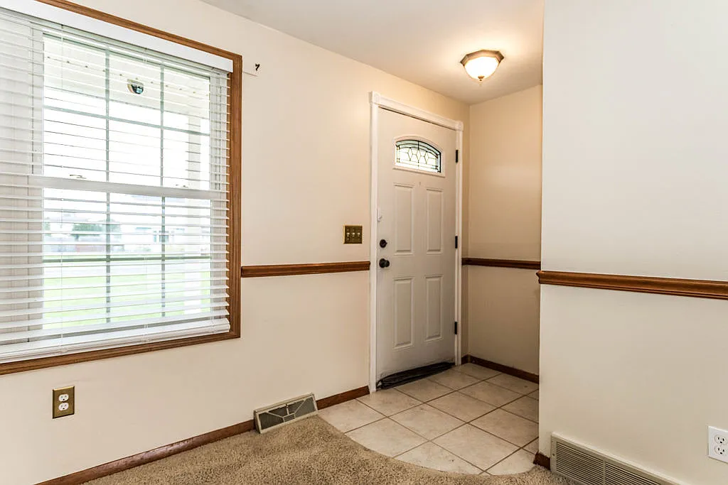 7934 Davis Road North - 1 — Photo 4