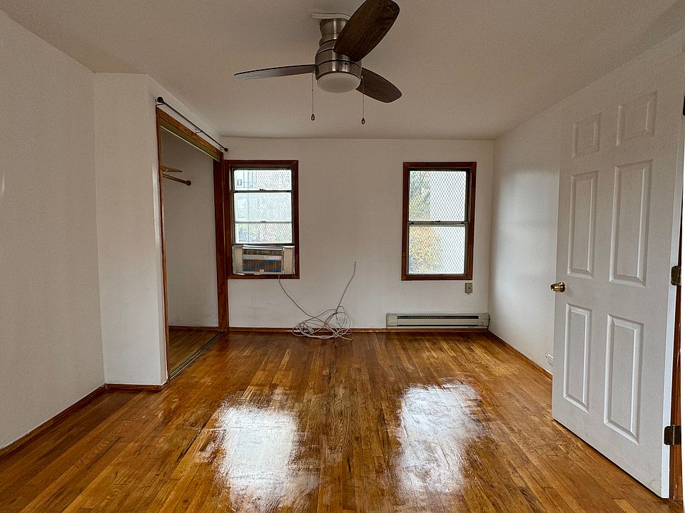 1st image of 872 Pacific St APT 2