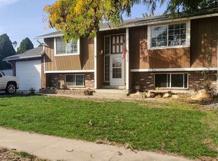 2324 Tottenham Court Rd, Salt Lake City, UT 84129