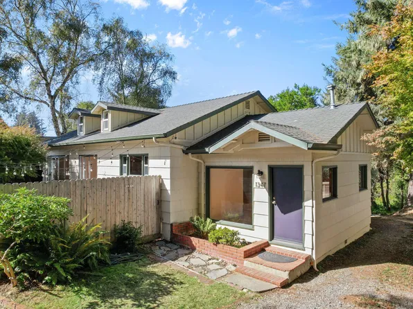 1347 Marsh Rd, Eureka, CA 95501