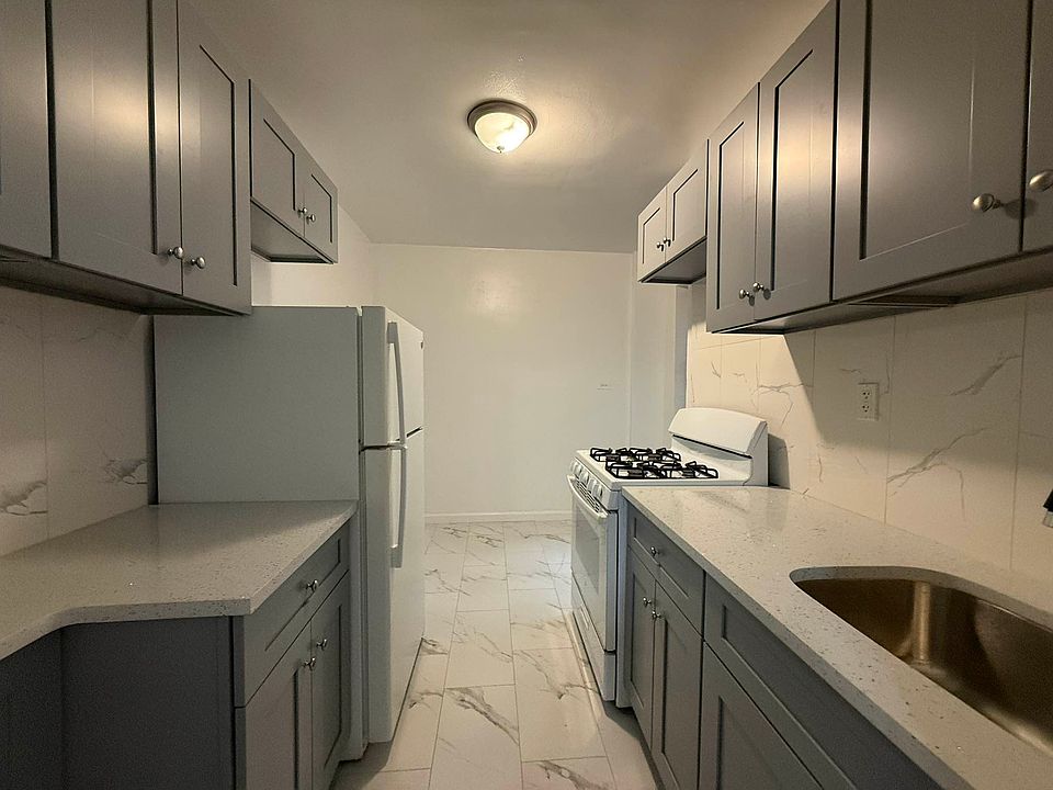 1st image of 10010 67th Rd APT 1G