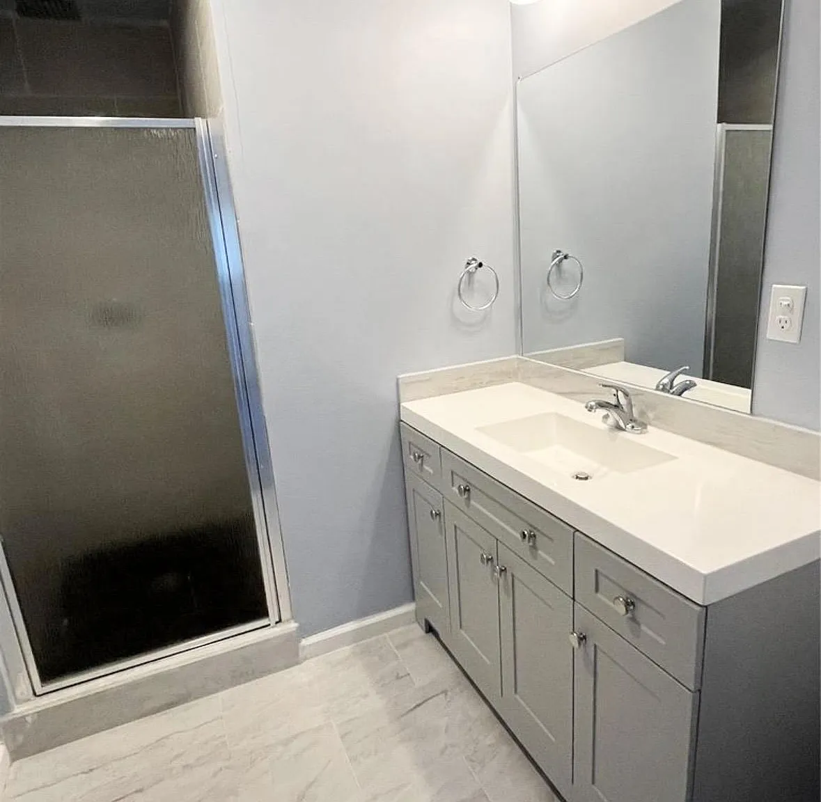 4 bed, 3.0 bath, 2695 sqft, $1,274 — Photo 2