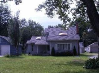 17858 Locust St, Lansing, IL 60438