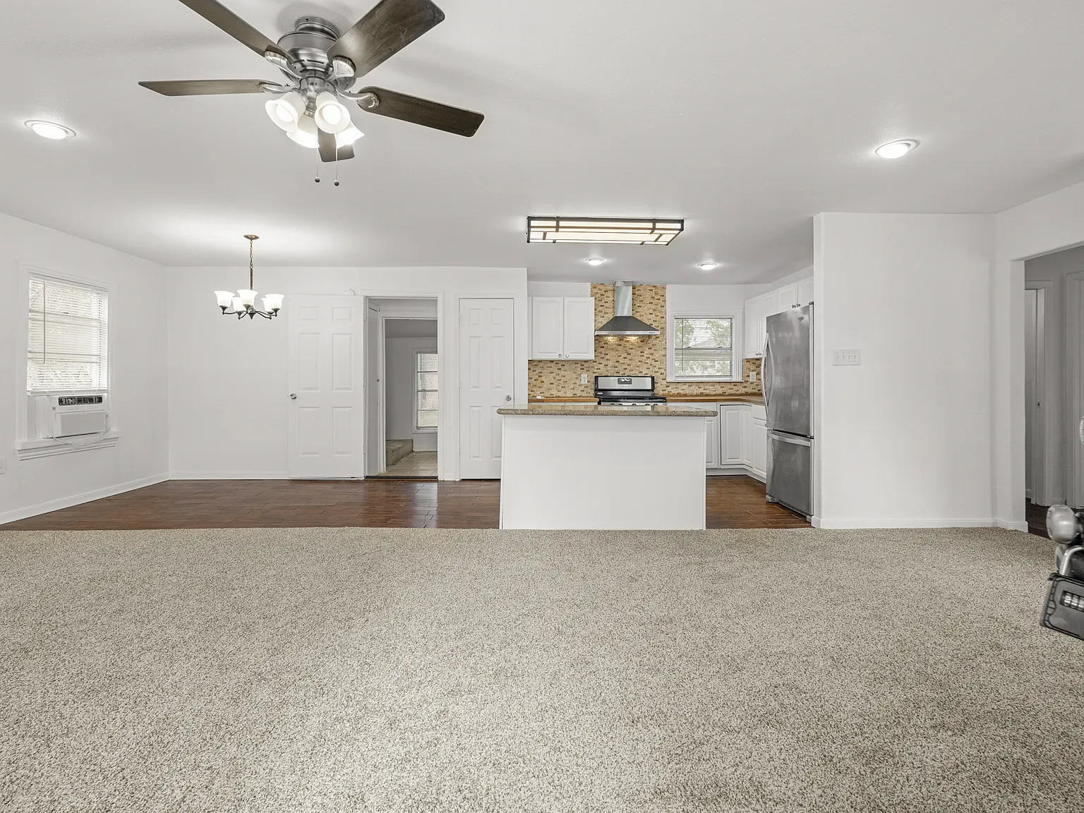 East 41st Street (729) - A - 1 — Photo 3