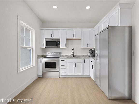 3rd image of 4381 Ebell Rd #B
