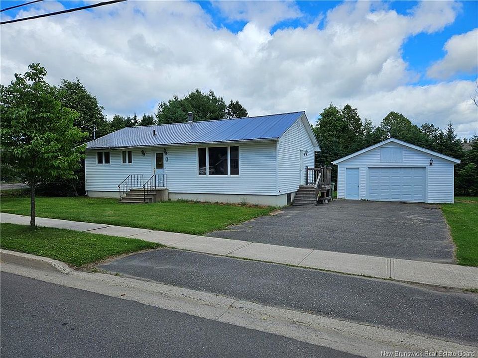 1st image of 4 Hollybrook St