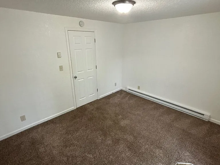 1015 5th Ave SW #14 — Photo 12