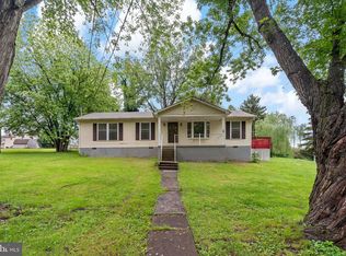 515 E 10th Ave, Ranson, WV 25438