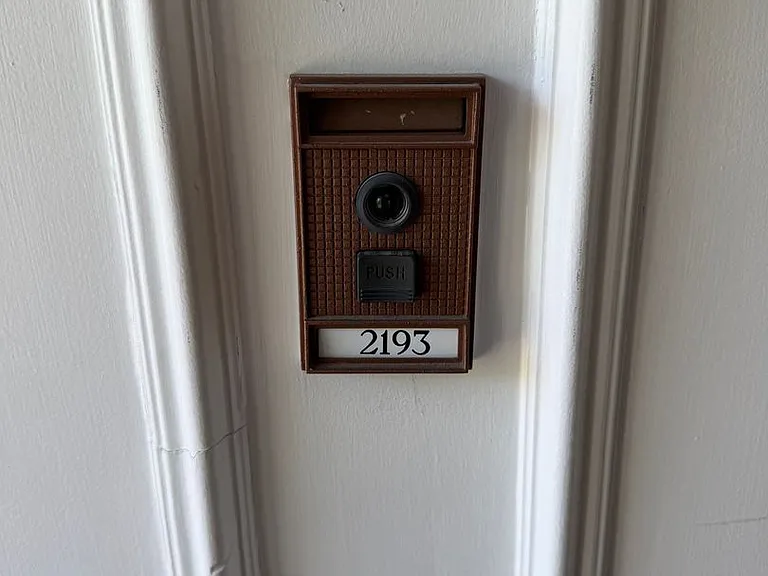 2151 E Columbia St — Photo 1