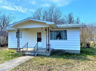 802 N Miller St, Bernie, MO 63822