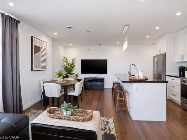 467 Charlton Ave E #307, Hamilton, ON L8N 0B3