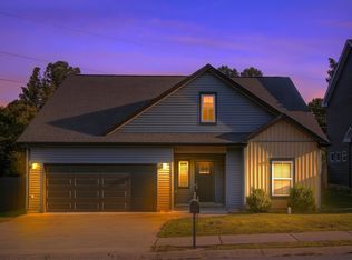 203 Eagles Talon Ct, Clarksville, TN 37040