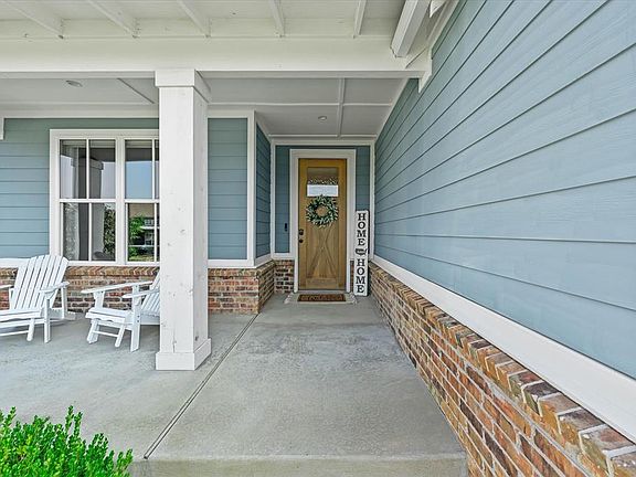 2nd image of 3625 Chapel Hill Row