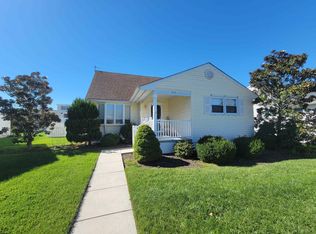 208 Clipper Dr, Ocean City, NJ 08226